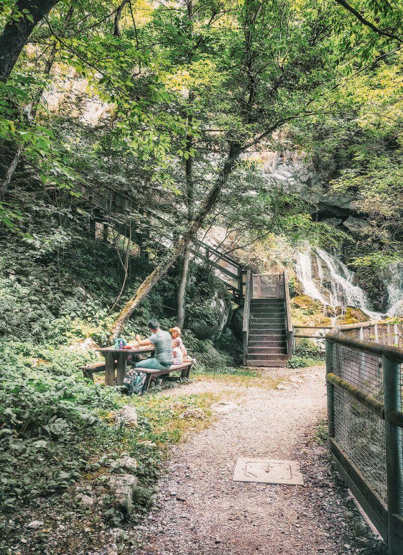 cascata rio bianco valli giudicarie