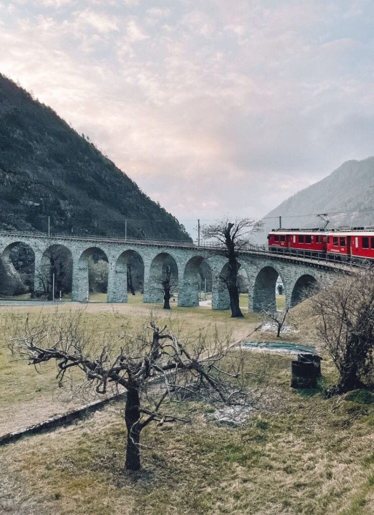 viadotto di brusio trenino bernina svizzera