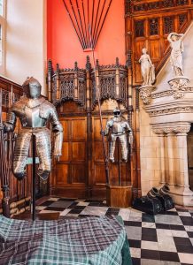 armature originali nella great hall del castello di edimburgo