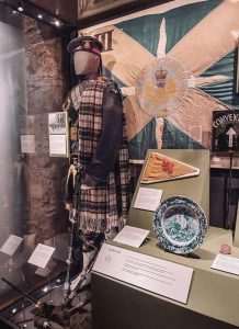 uniformi scozzesi del museo bellico scozzese