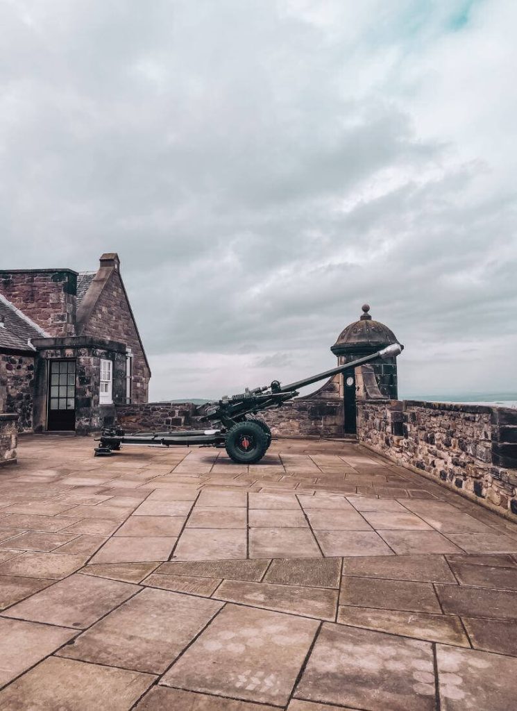 one o'clock gun edimburgo