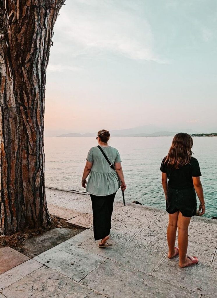 lungolago peschiera del garda